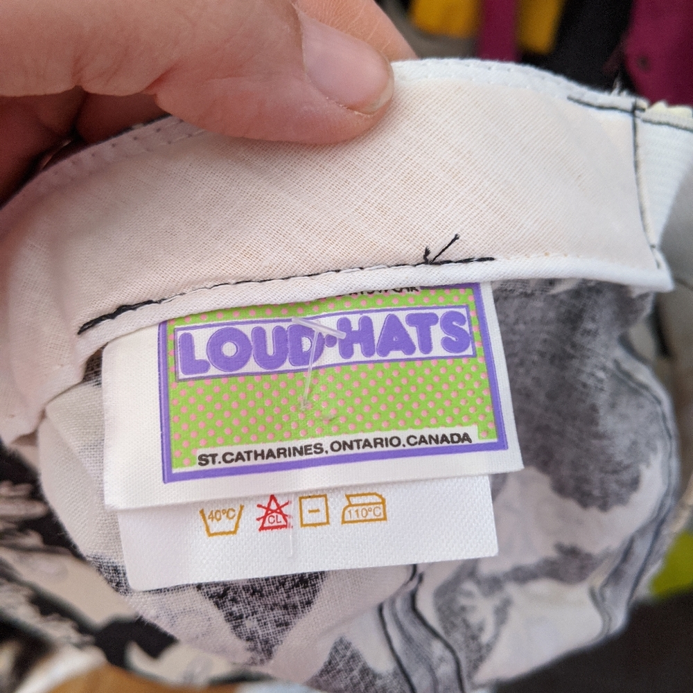 Loud hats - vintage ghost hat - Picture 6 of 6